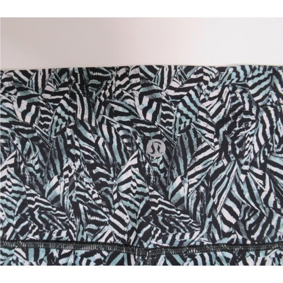 Lululemon wunder under dazzle nulux size 2 - Picture 9 of 11